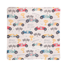 Race Car Pattern Plates (8 ct.)